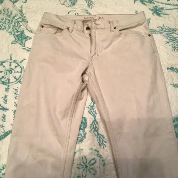 Banana Republic, Cream white jeans , 33 waist, 32 length - Picture 2 of 4